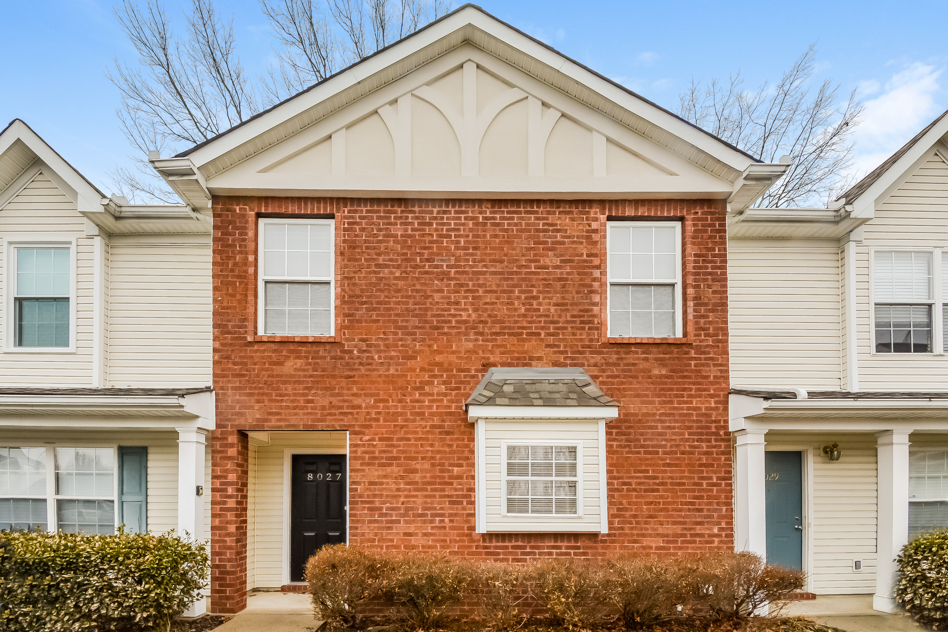 8027 Mickey Katz Circle La Vergne, TN 37086